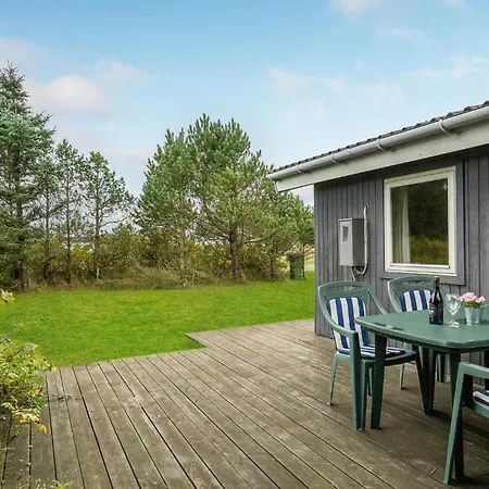 4 Bedroom Stunning Home In Thisted
