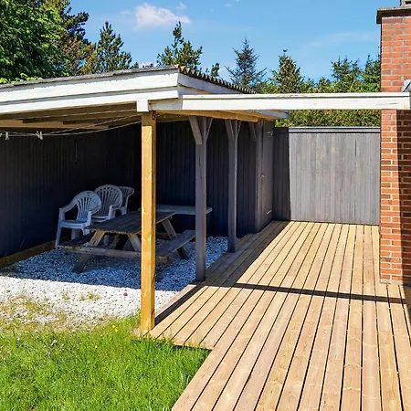Holiday home 4 Bedroom Stunning Home In Thisted *